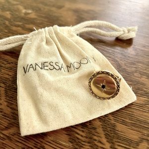 ✨ VANESSA MOONEY Ring